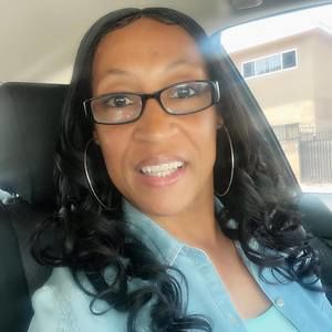 Meet your Posher, Deedee